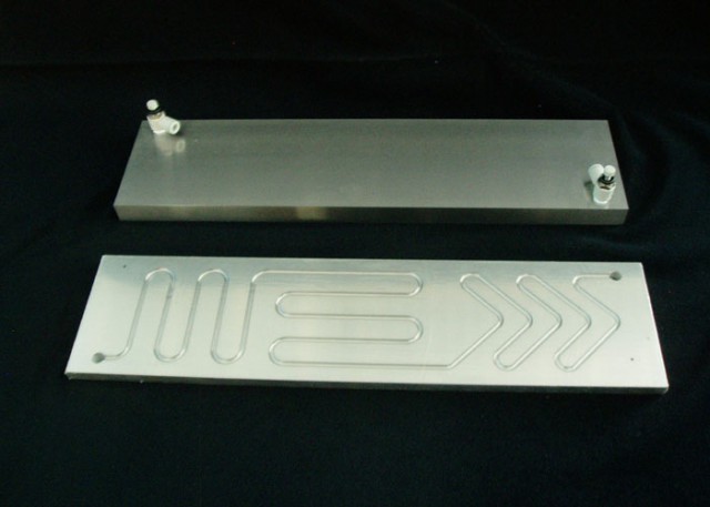 自由自在な流路製品